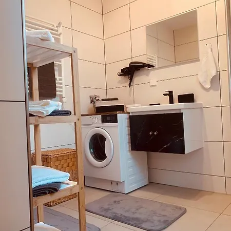 Ferienwohnung-weinstadt Ug Appartamento *